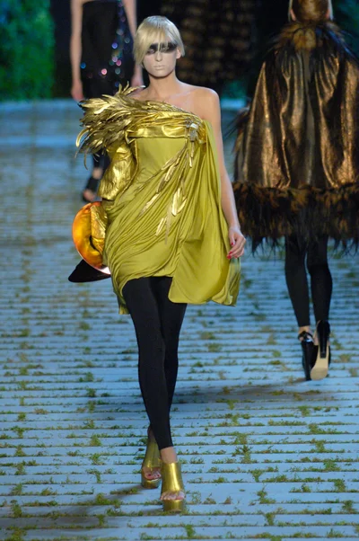 Look 26